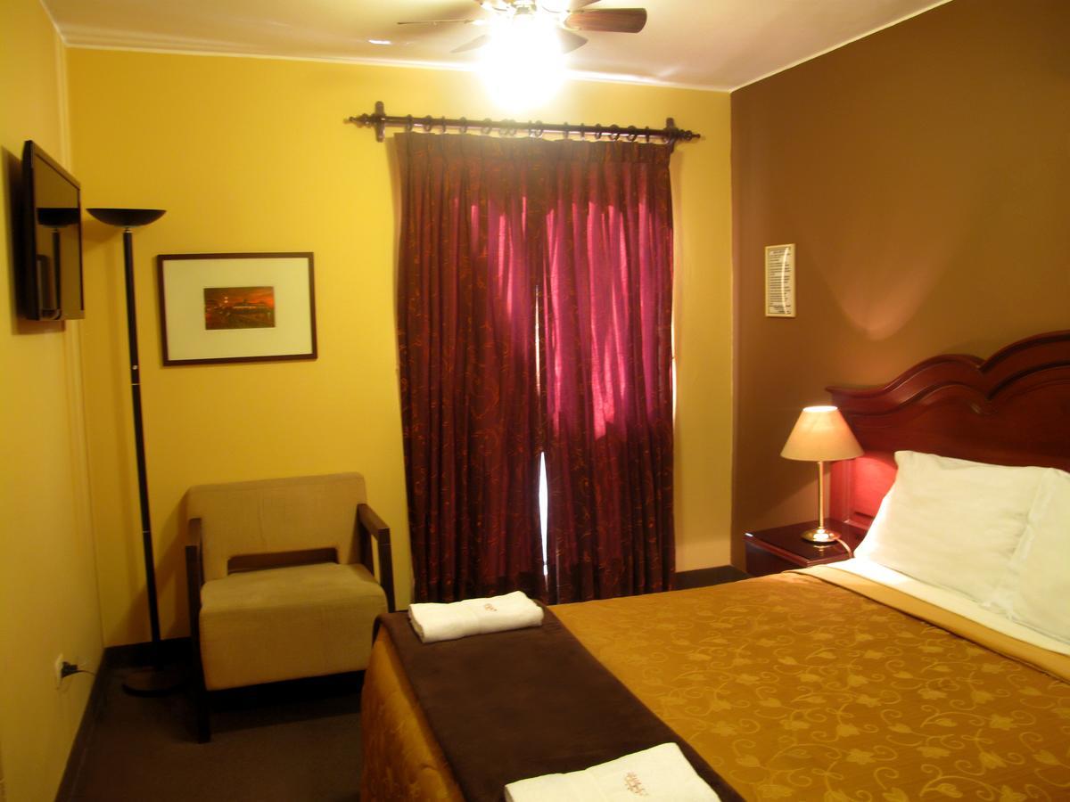 Solis Dies Hotel Lima Buitenkant foto