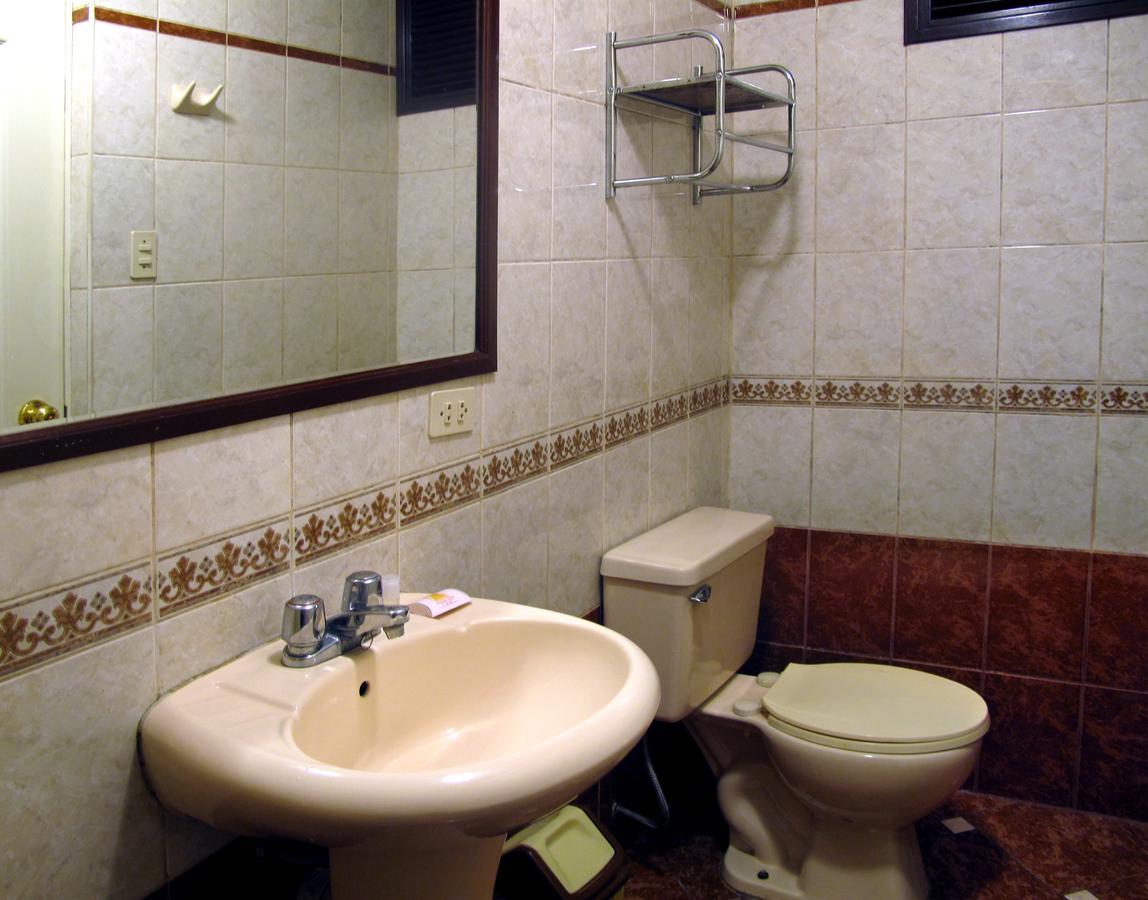 Solis Dies Hotel Lima Buitenkant foto